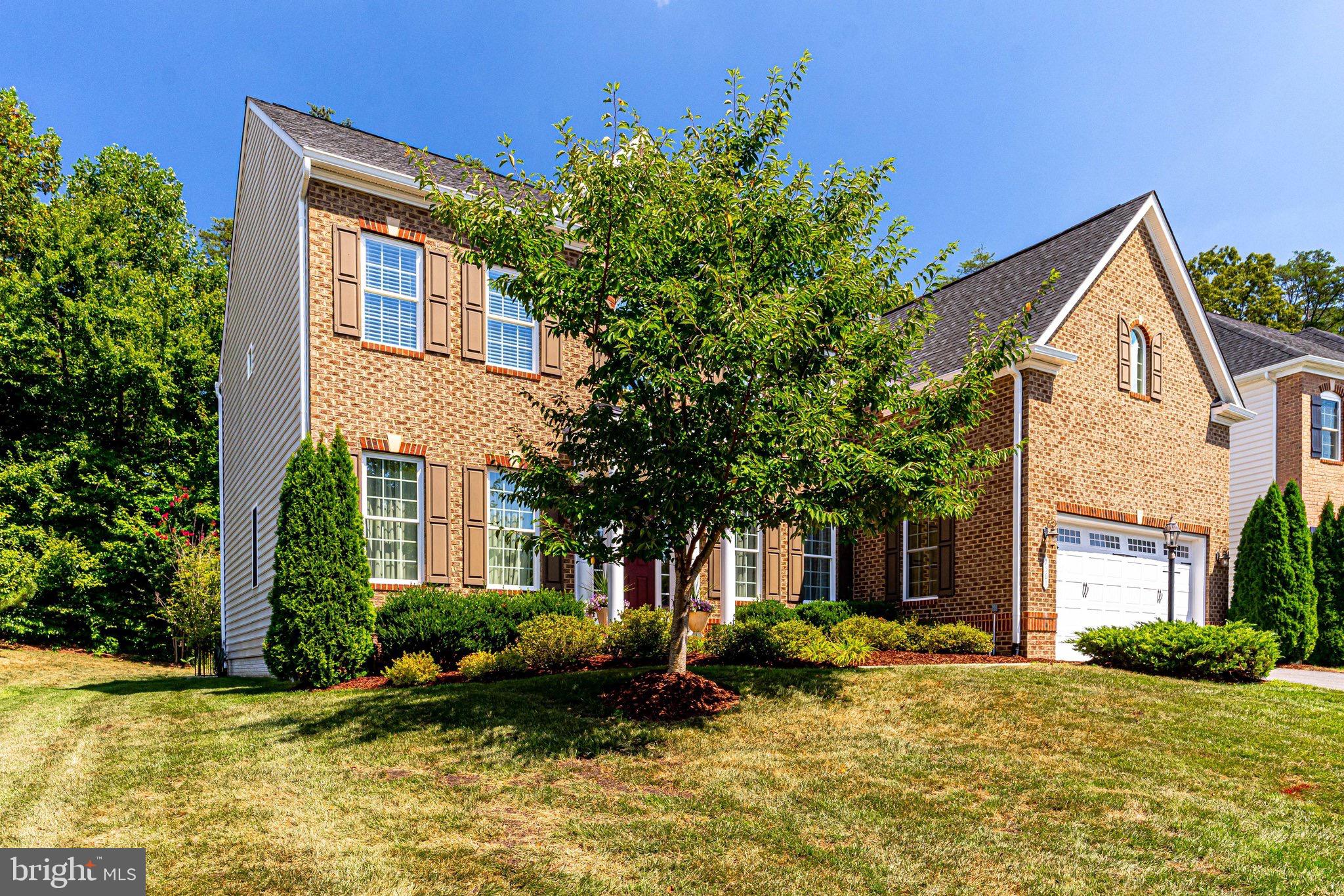 7561 Glen Pointe Court Springfield, VA 22153 - Photo 4 of 67 Premier Property in West Springfield HS Pyramid