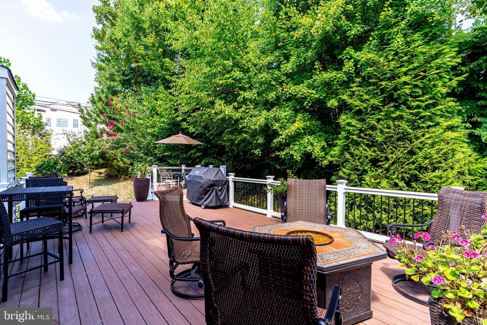 7561 Glen Pointe Court Springfield, VA 22153 - Photo 7 of 67