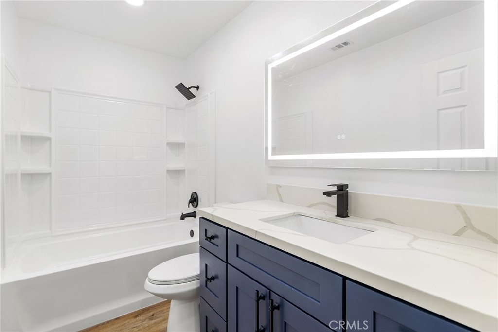 19215 Hupa Road Apple Valley, CA 92307 - Photo 18 of 58