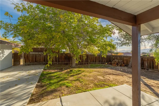 $564,900 | 19215 Hupa Road, Apple Valley, CA 92307