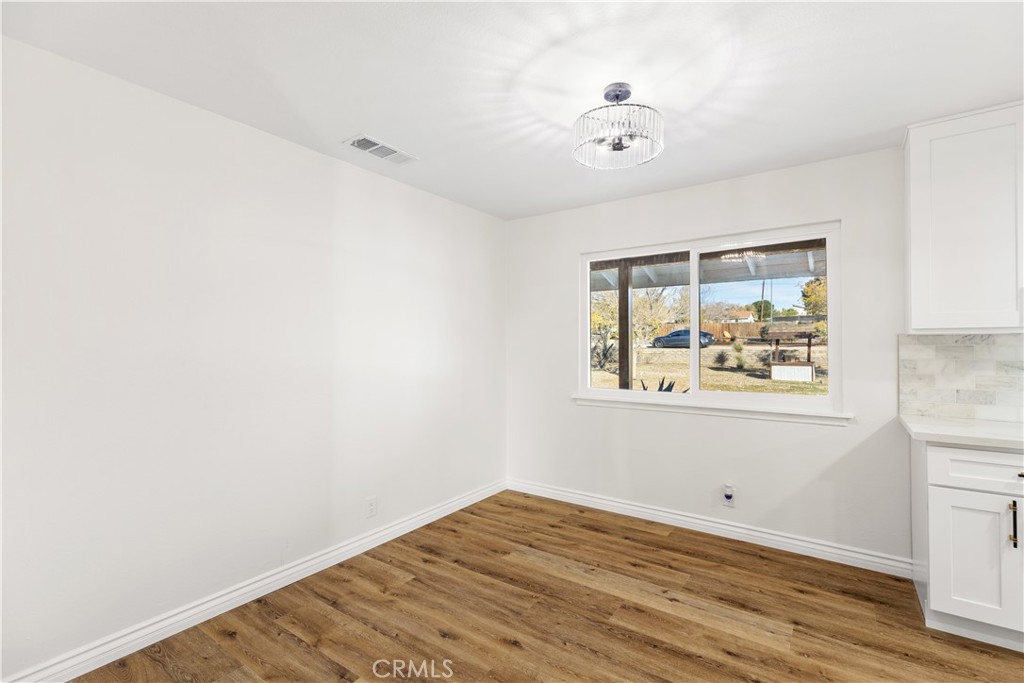 19215 Hupa Road Apple Valley, CA 92307 - Photo 8 of 58