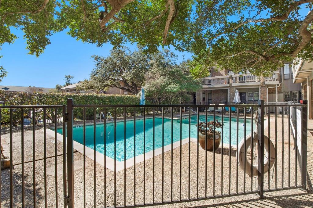 10755 Villager Road, Unit B Dallas, TX 75230 - Photo 21 of 24 a view of a balcony