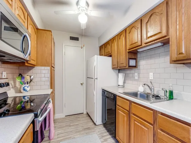 $350,000 | 10755 Villager Road, Unit B, Dallas, TX 75230