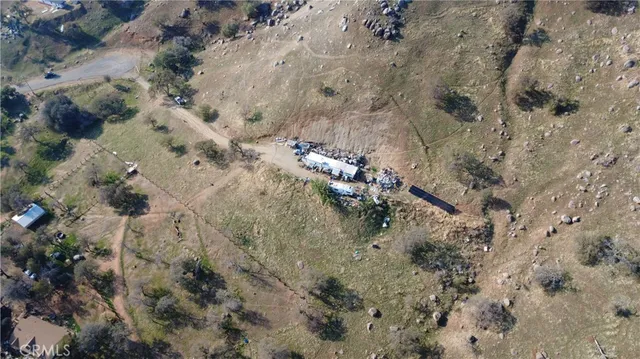 a view of outside area