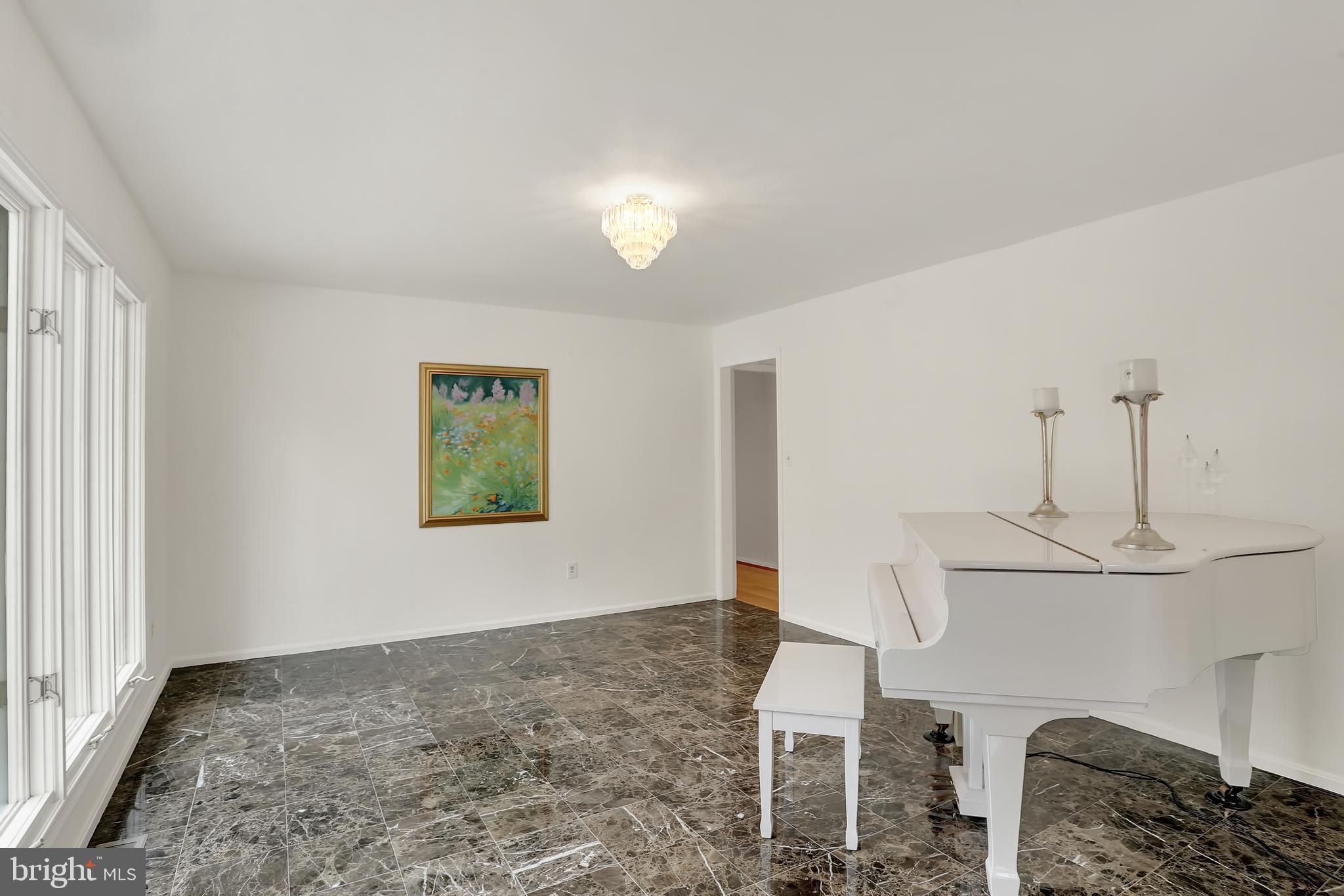 11836 Harley Road Lorton, VA 22079 - Photo 13 of 46 Gallery Image 13