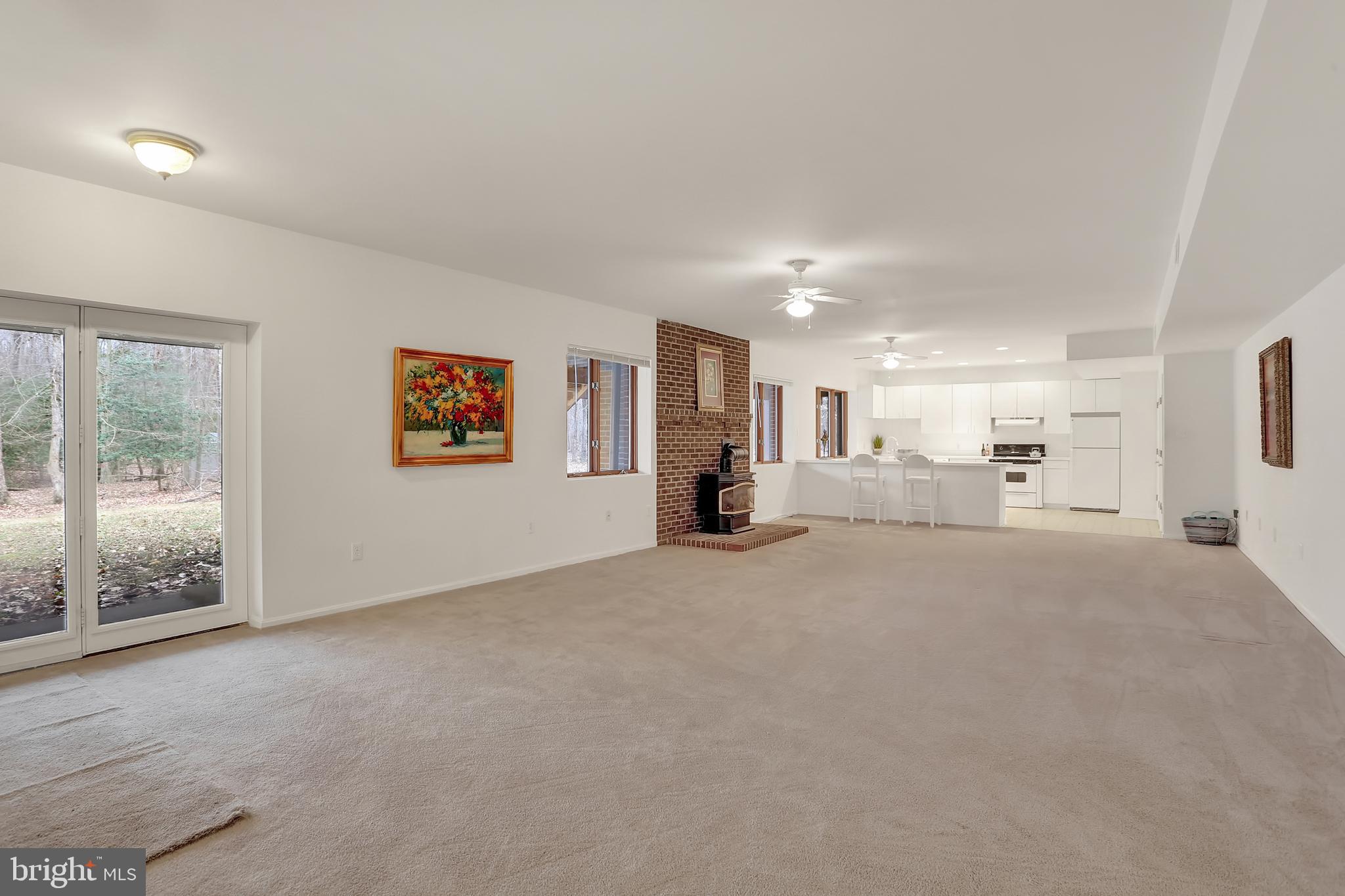 11836 Harley Road Lorton, VA 22079 - Photo 7 of 46 Gallery Image 7