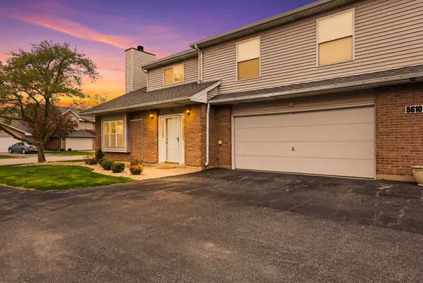 $2,000 | 5610 West Von Avenue, Unit A, Monee, IL 60449