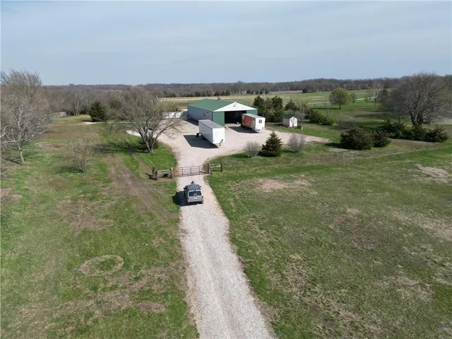 $258,000 | 2533 Arkansas Terrace, Quenemo, KS 66528