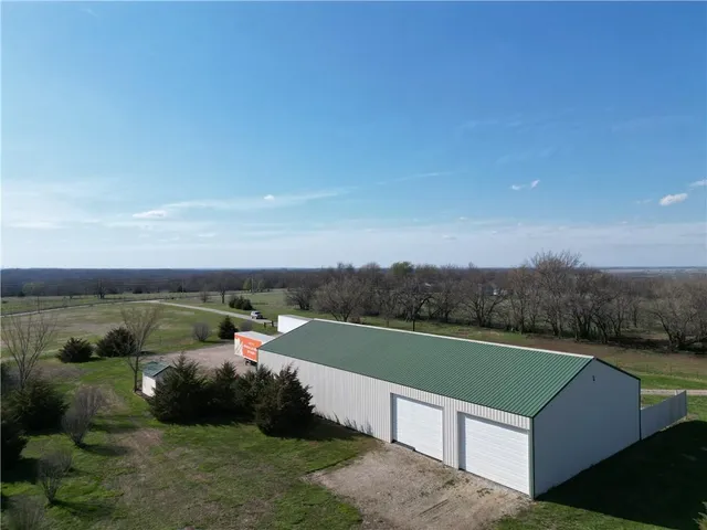 $258,000 | 2533 Arkansas Terrace, Quenemo, KS 66528