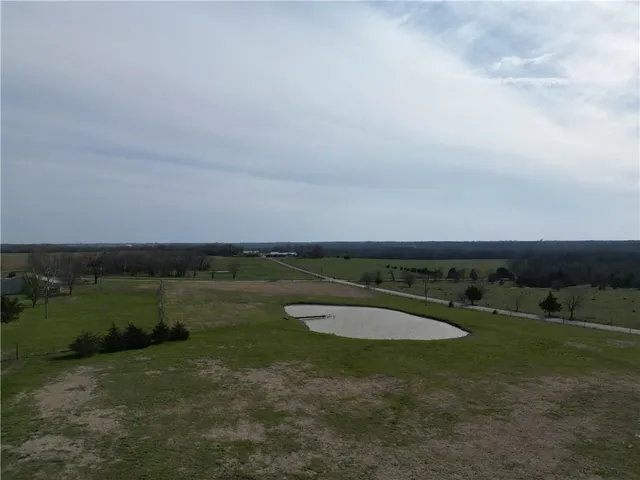 $258,000 | 2533 Arkansas Terrace, Quenemo, KS 66528