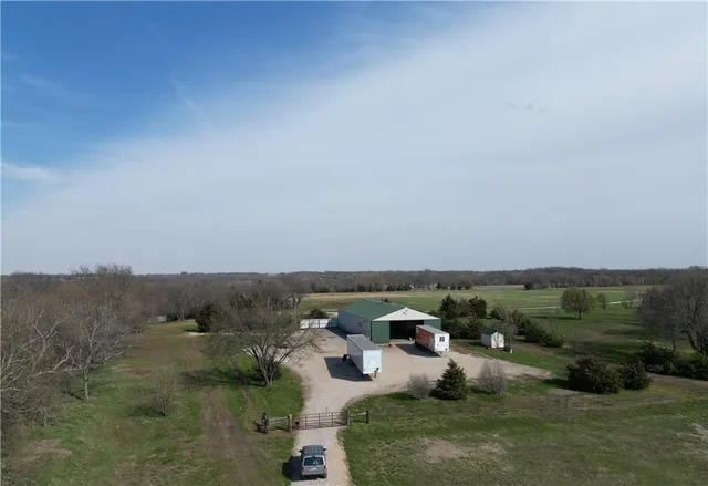 $258,000 | 2533 Arkansas Terrace, Quenemo, KS 66528