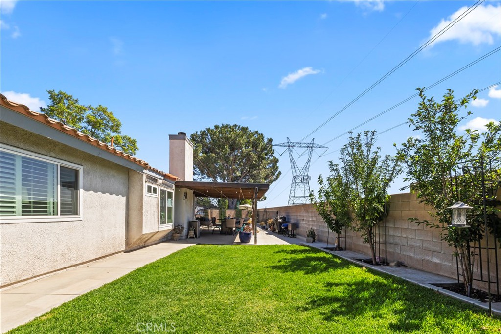 3906 North Flame Tree Avenue Rialto, CA 92377 - Photo 44 of 50