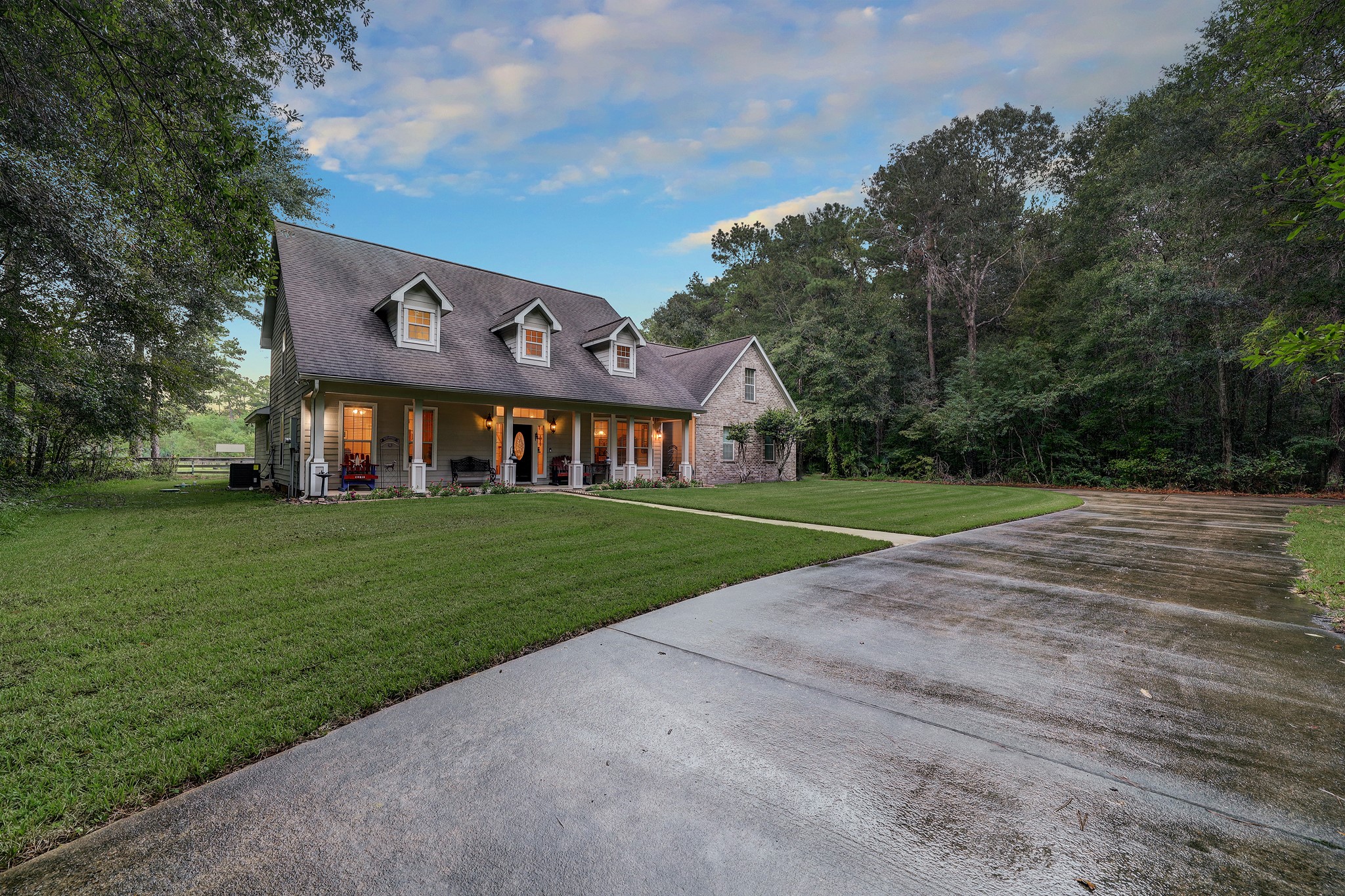 2949 Hargraves Road Huffman, TX 77336 - Photo 33 of 34 a view of a volley ball court