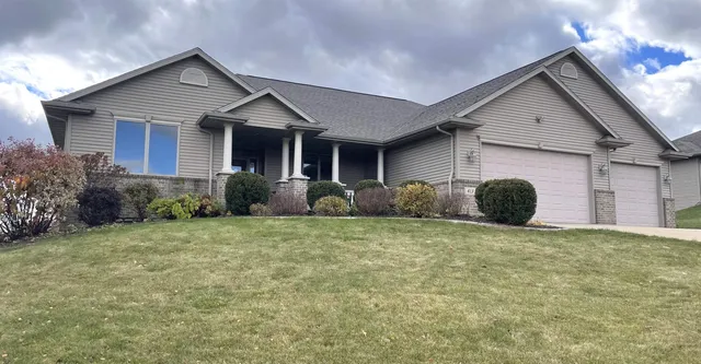 $519,900 | 413 Harvest Hill Drive, Denmark, WI 54208