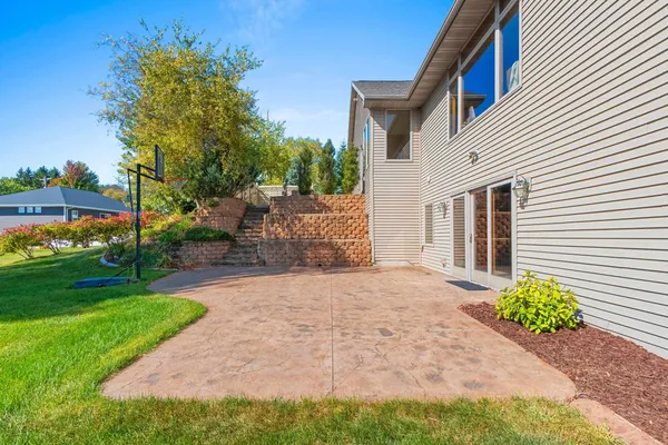 $499,900 | 413 Harvest Hill Drive, Denmark, WI 54208