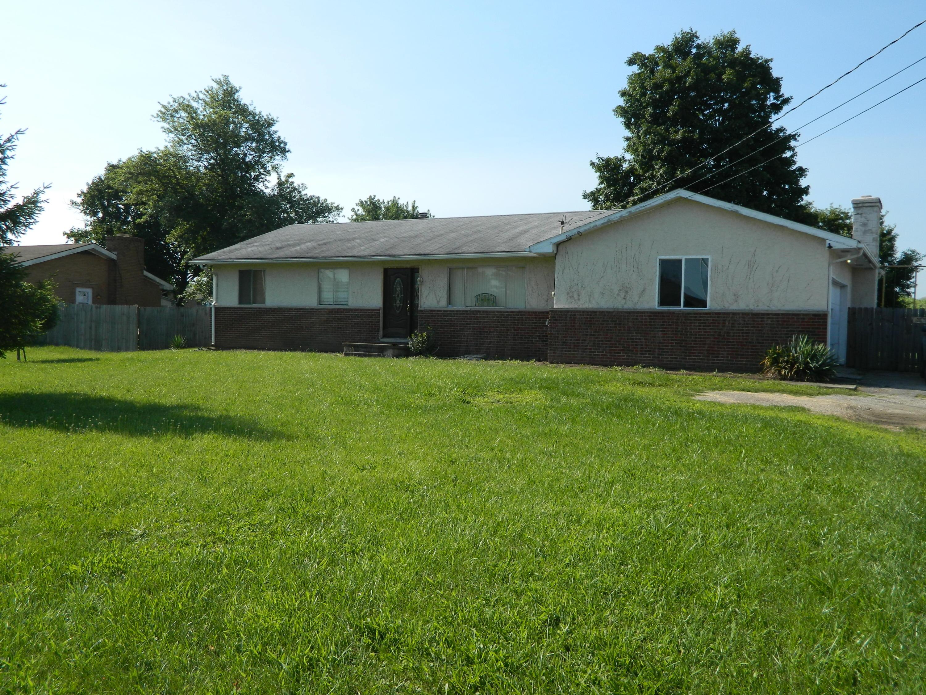 5455 Hall Road Columbus, OH 43228 - Photo 1 of 11 Gallery Image 1