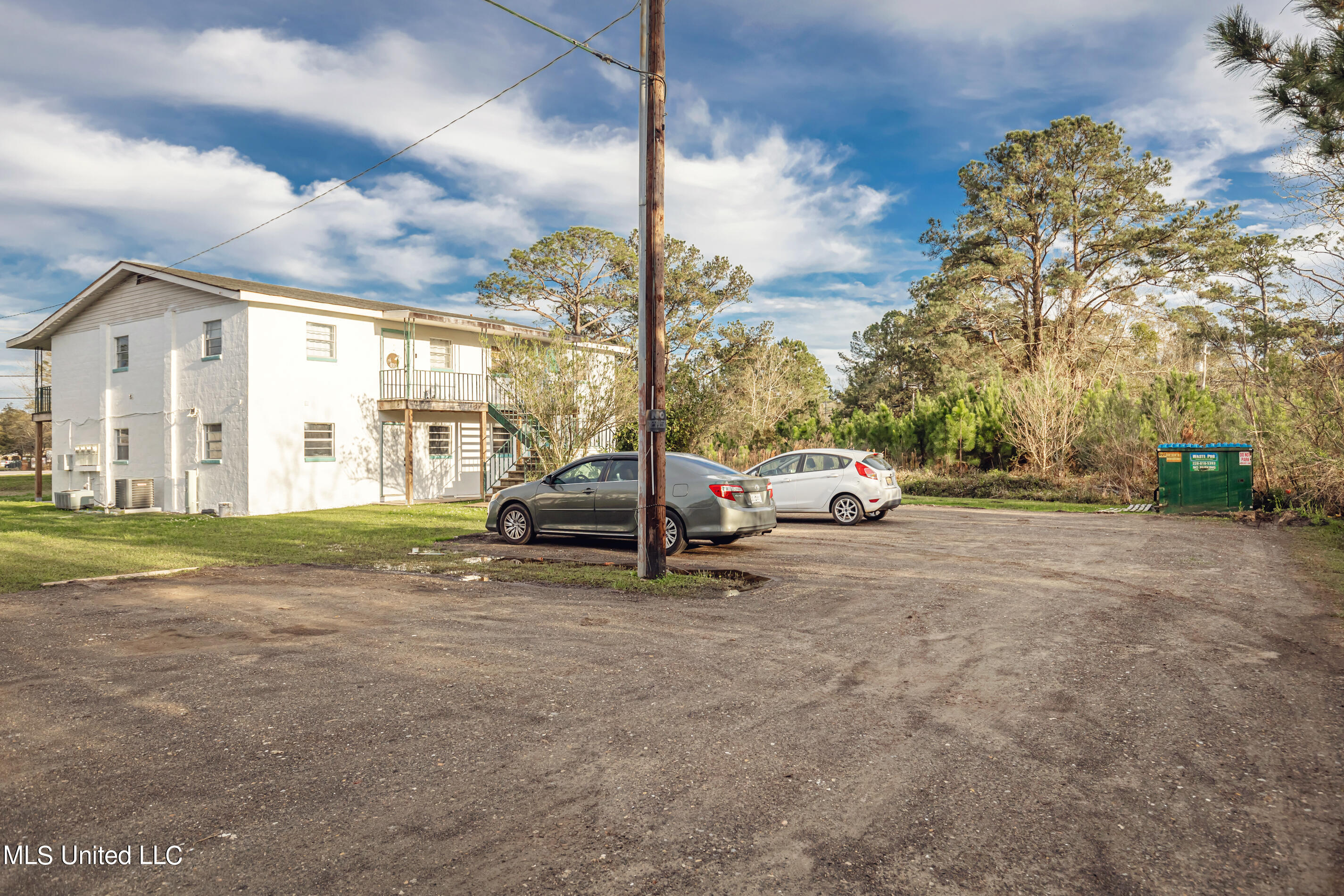 8429 Highway 613, Unit 5 Moss Point, MS 39562 - Photo 16 of 46 IMG_2277