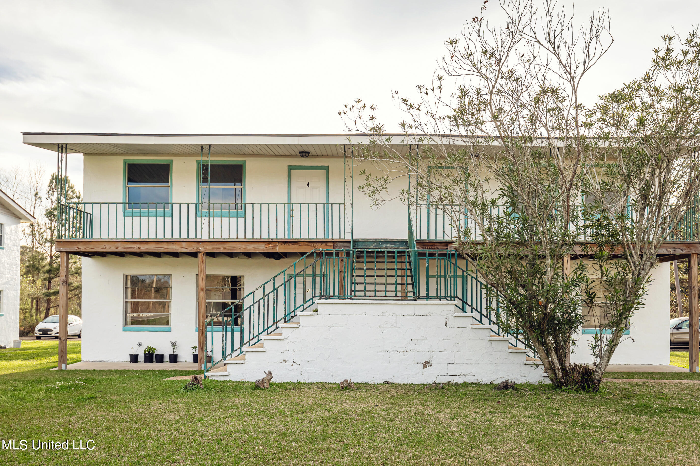 8429 Highway 613, Unit 5 Moss Point, MS 39562 - Photo 9 of 46 IMG_2256