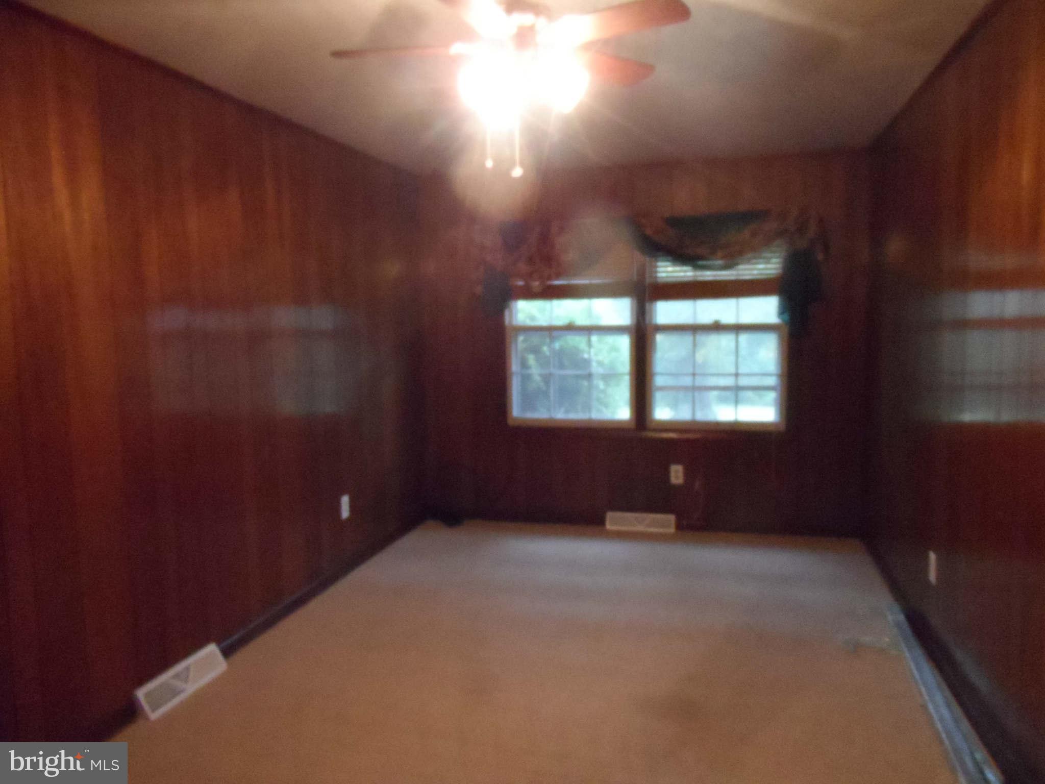 15041 Richmond Road Culpeper, VA 22701 - Photo 2 of 6 Family Room