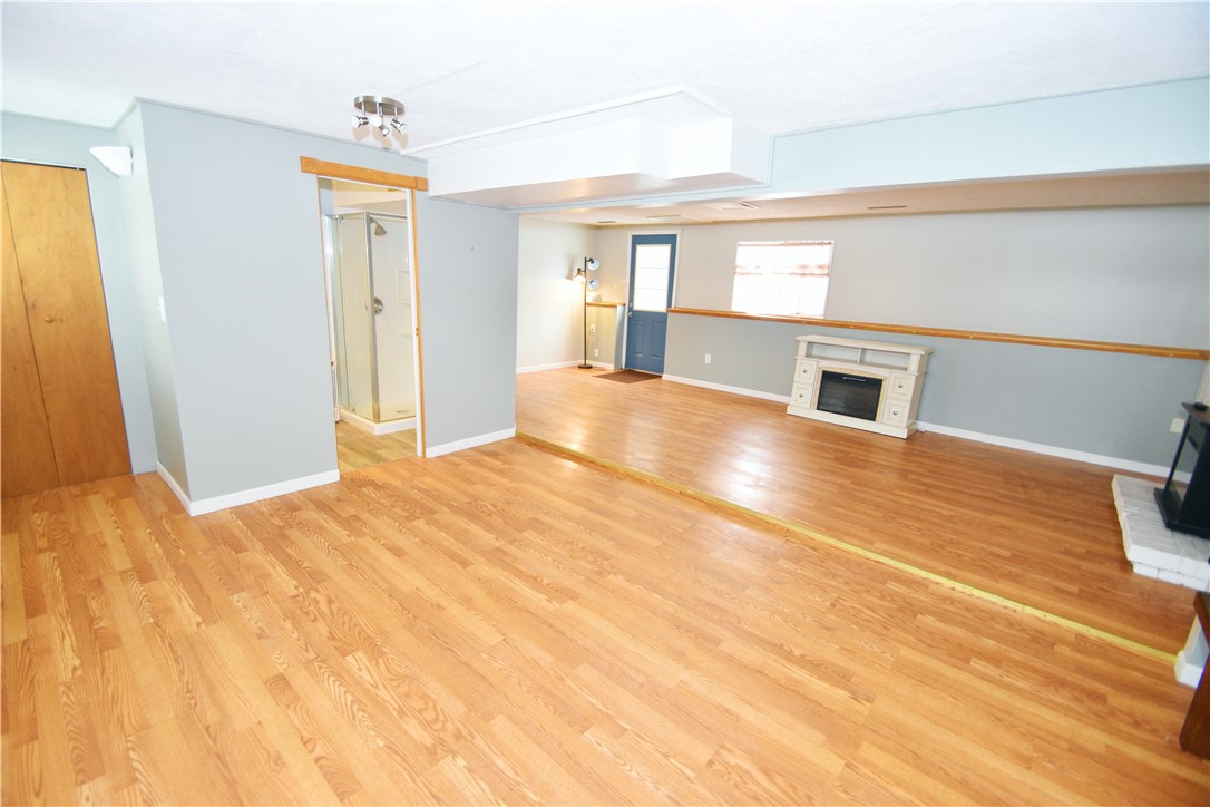 65 Kenwick Drive Henrietta, NY 14623 - Photo 22 of 32