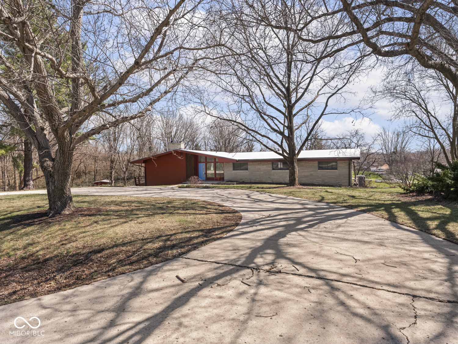 5945 Andover Road Indianapolis, IN 46220 - Photo 2 of 75