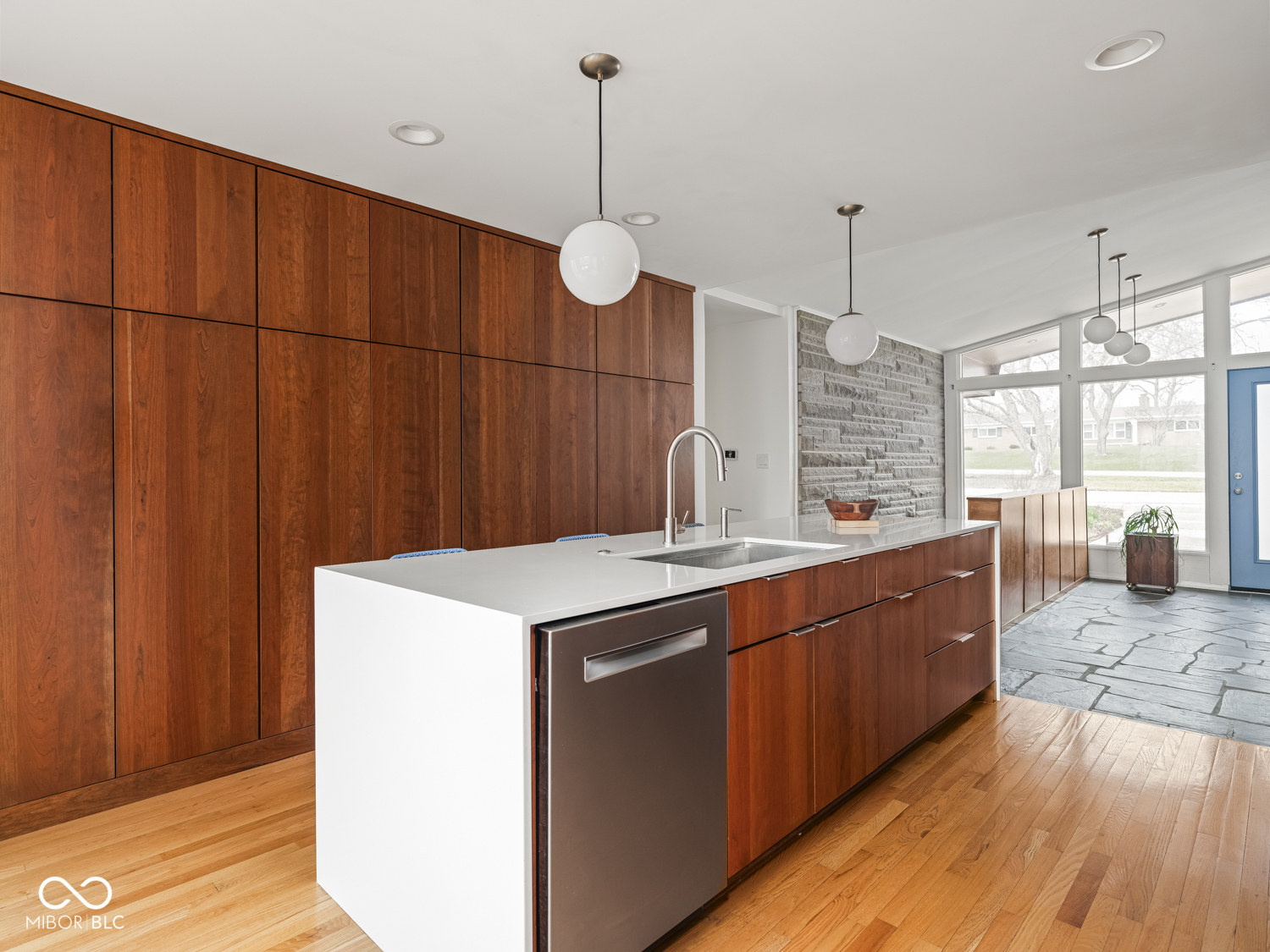 5945 Andover Road Indianapolis, IN 46220 - Photo 33 of 75