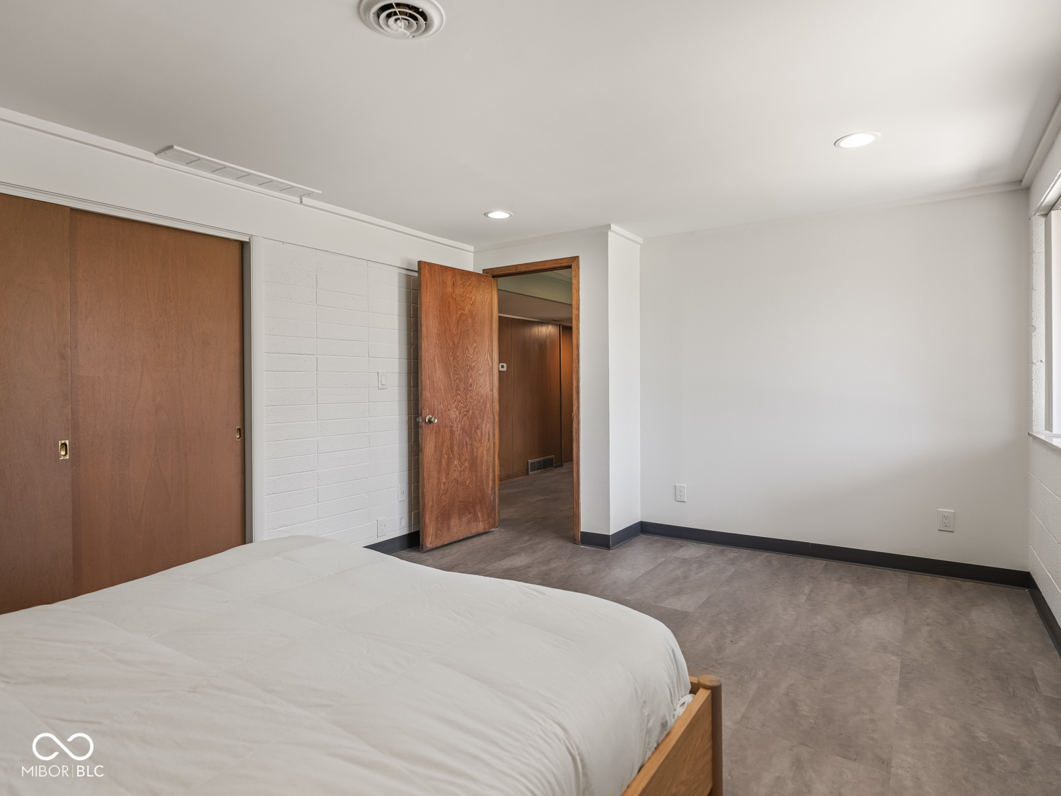 5945 Andover Road Indianapolis, IN 46220 - Photo 61 of 75