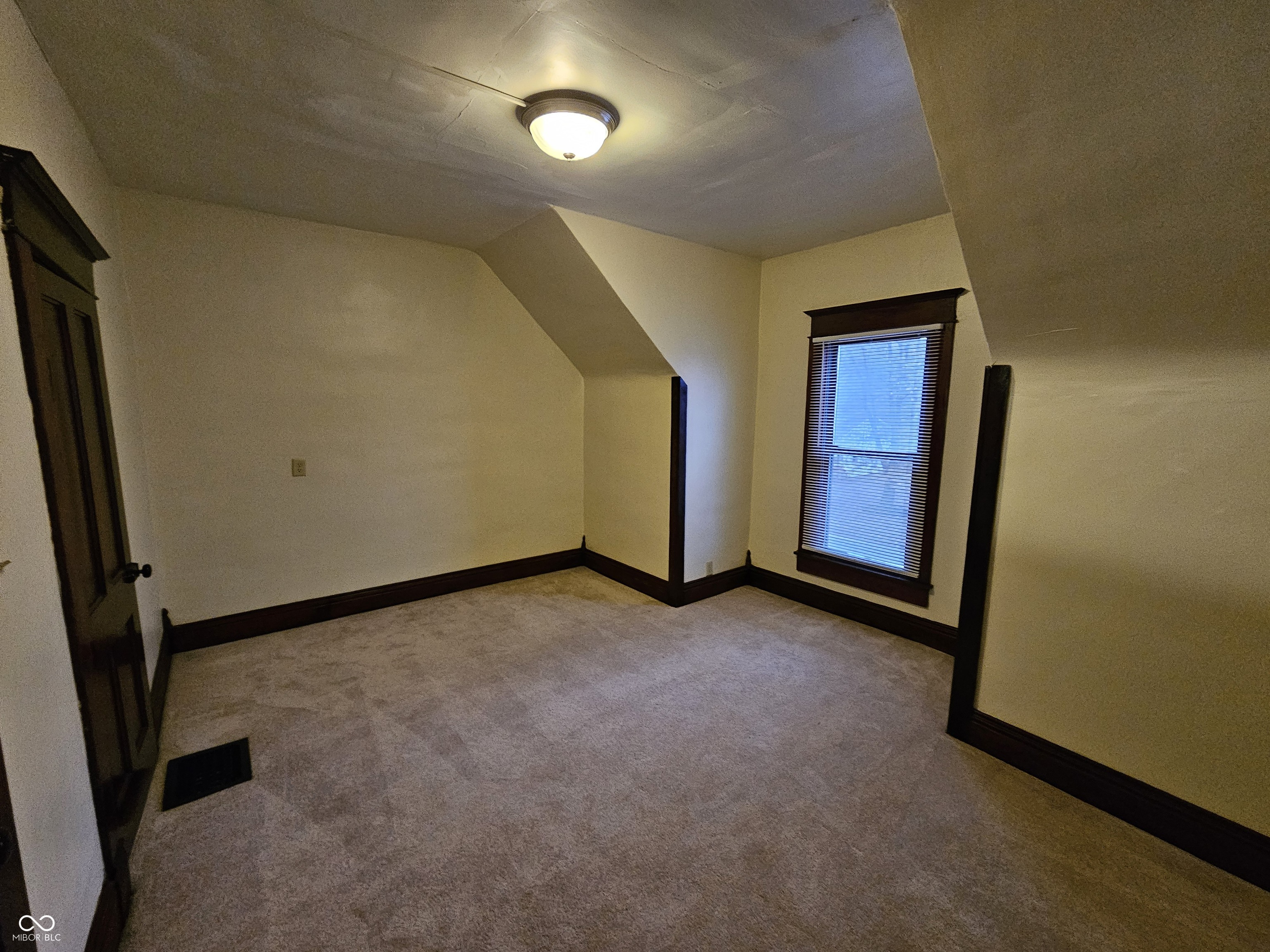 408 South Main Street Whitestown, IN 46075 - Photo 16 of 22