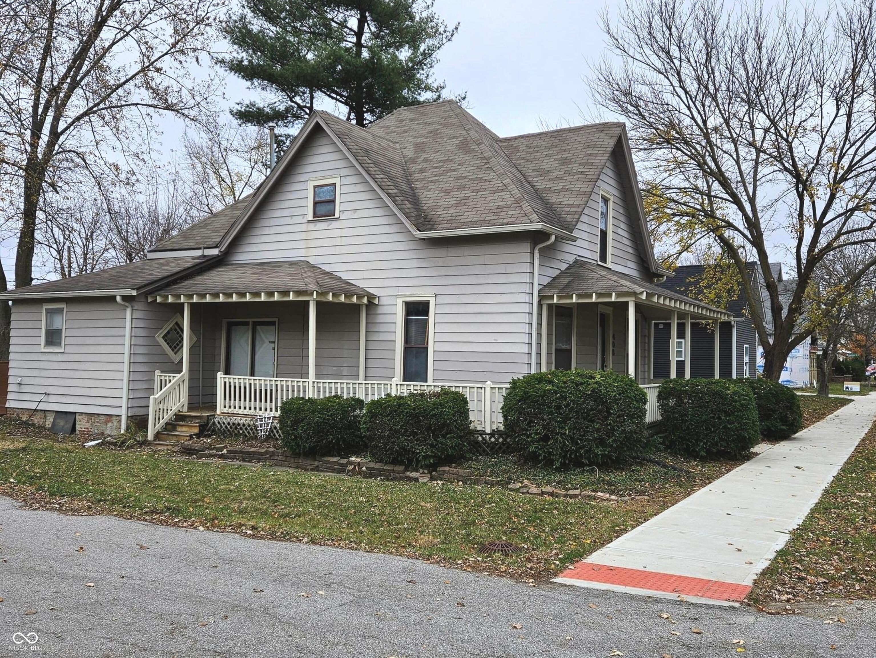 408 South Main Street Whitestown, IN 46075 - Photo 2 of 22