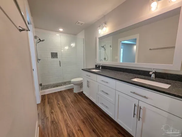 $2,500 | 248 North De Villiers Street, Pensacola, FL 32502