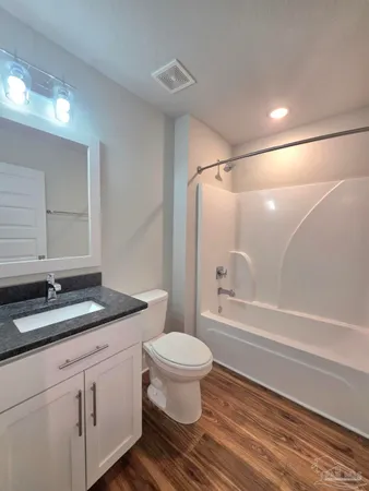 $2,500 | 248 North De Villiers Street, Pensacola, FL 32502