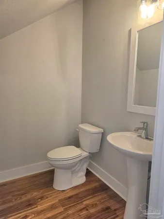 $2,500 | 248 North De Villiers Street, Pensacola, FL 32502