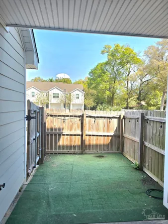 $2,500 | 248 North De Villiers Street, Pensacola, FL 32502