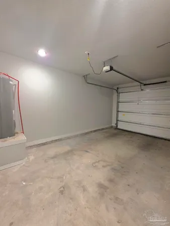 $2,500 | 248 North De Villiers Street, Pensacola, FL 32502