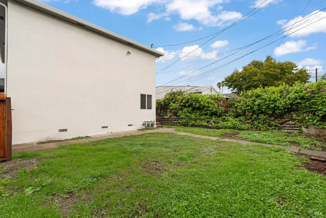 $1,750,000 | 688 Grove Way, Hayward, CA 94541