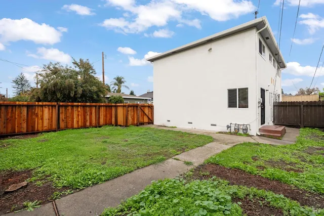 $1,750,000 | 688 Grove Way, Hayward, CA 94541