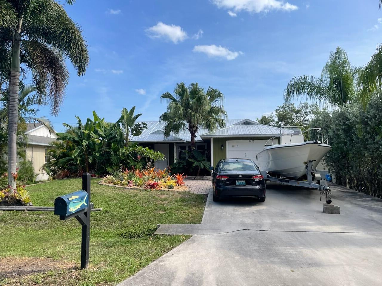 3745 Southeast Middle Street Stuart, FL 34997 - Photo 25 of 25 IMG_8256