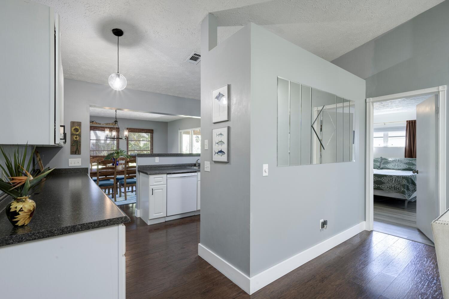 3745 Southeast Middle Street Stuart, FL 34997 - Photo 6 of 25 Kitchen