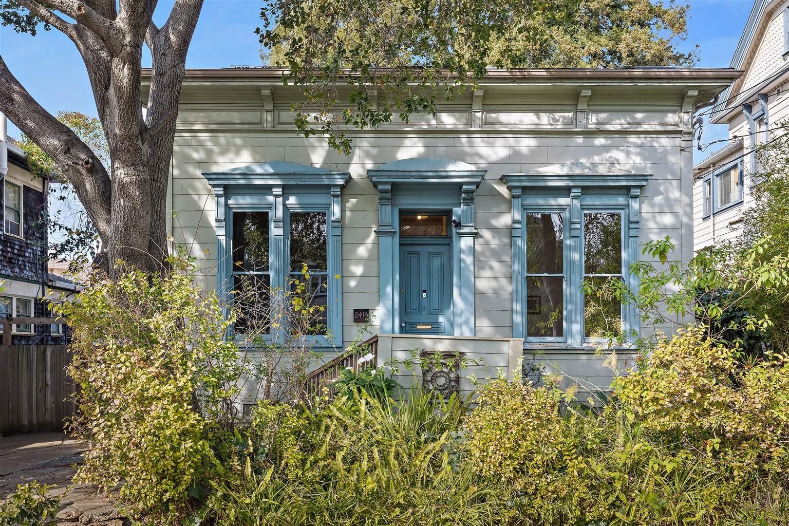 2415 Blake Street Berkeley, CA 94704 - Photo 1 of 26