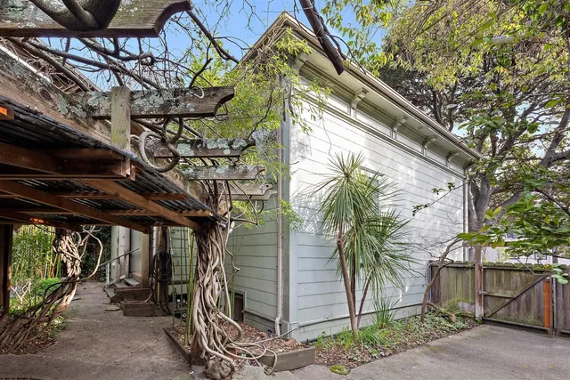 $1,099,000 | 2415 Blake Street, Berkeley, CA 94704