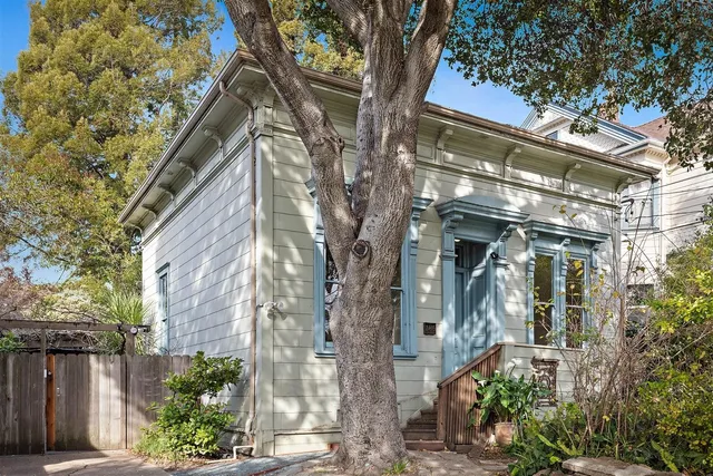 $1,099,000 | 2415 Blake Street, Berkeley, CA 94704