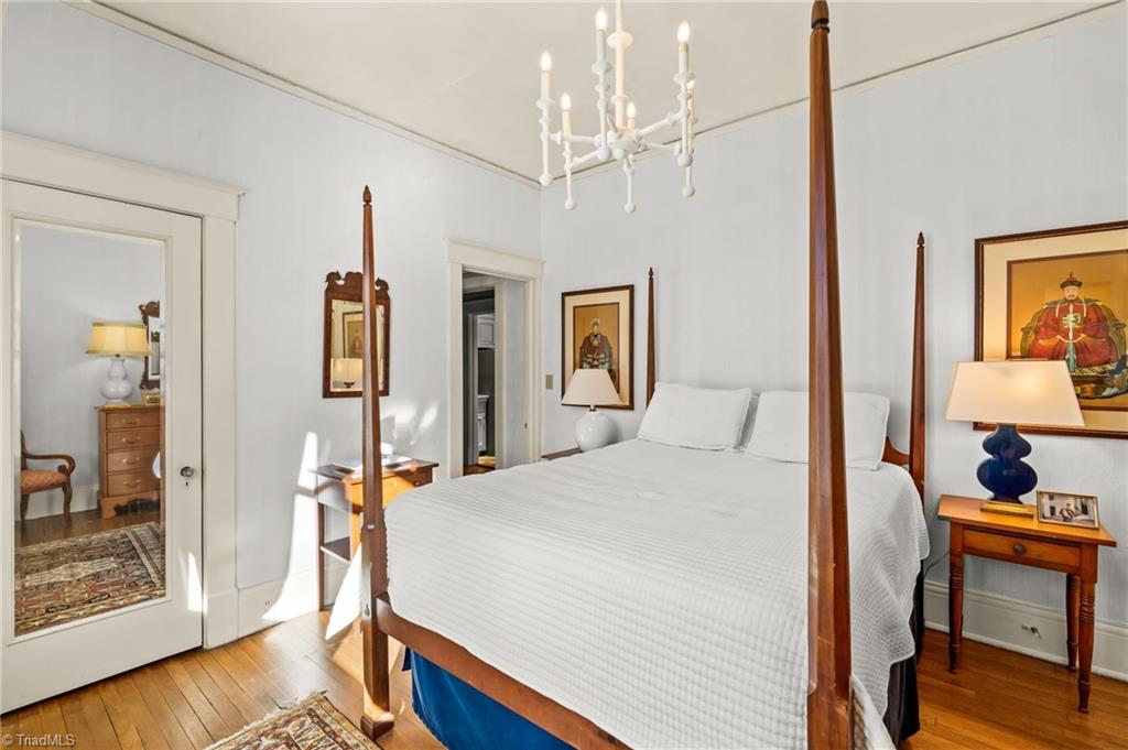 630 Colonial Drive High Point, NC 27262 - Photo 27 of 37