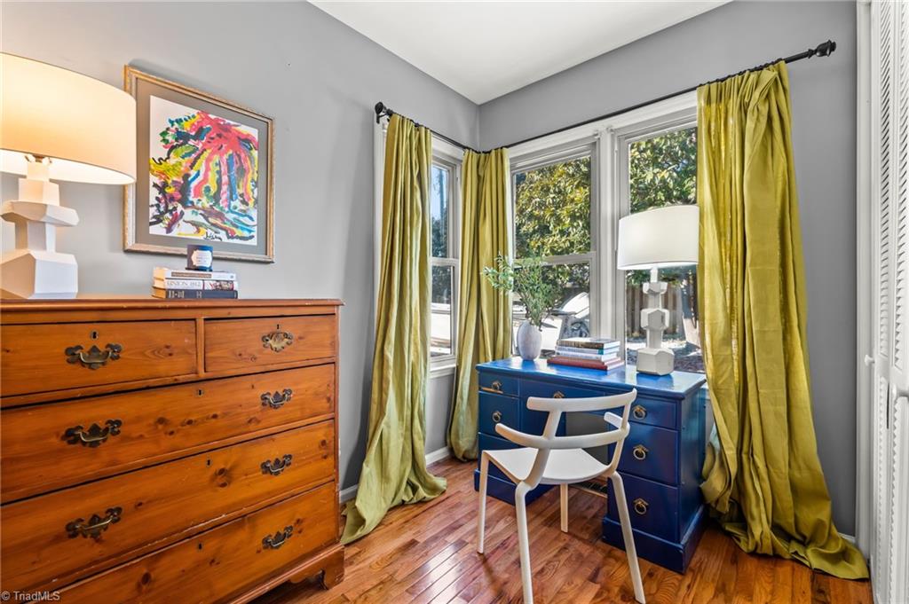 630 Colonial Drive High Point, NC 27262 - Photo 29 of 37