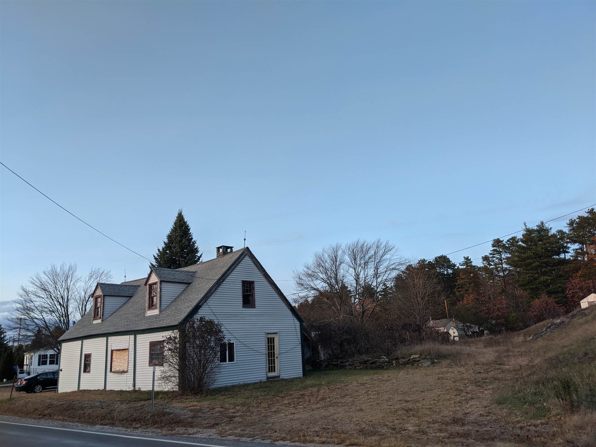 112 Fremont Road Raymond, NH 03077 - Photo 1 of 18