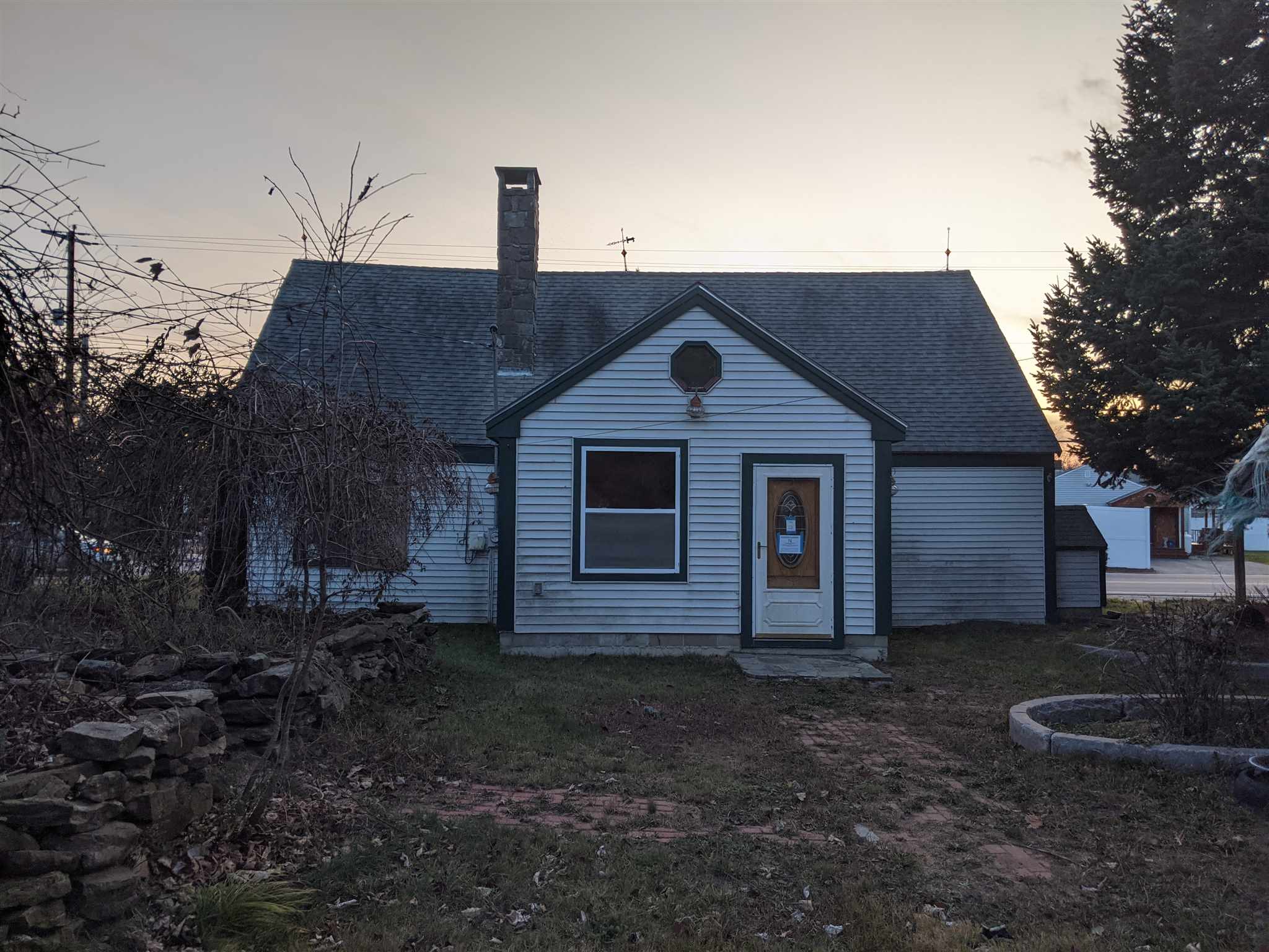 112 Fremont Road Raymond, NH 03077 - Photo 4 of 18