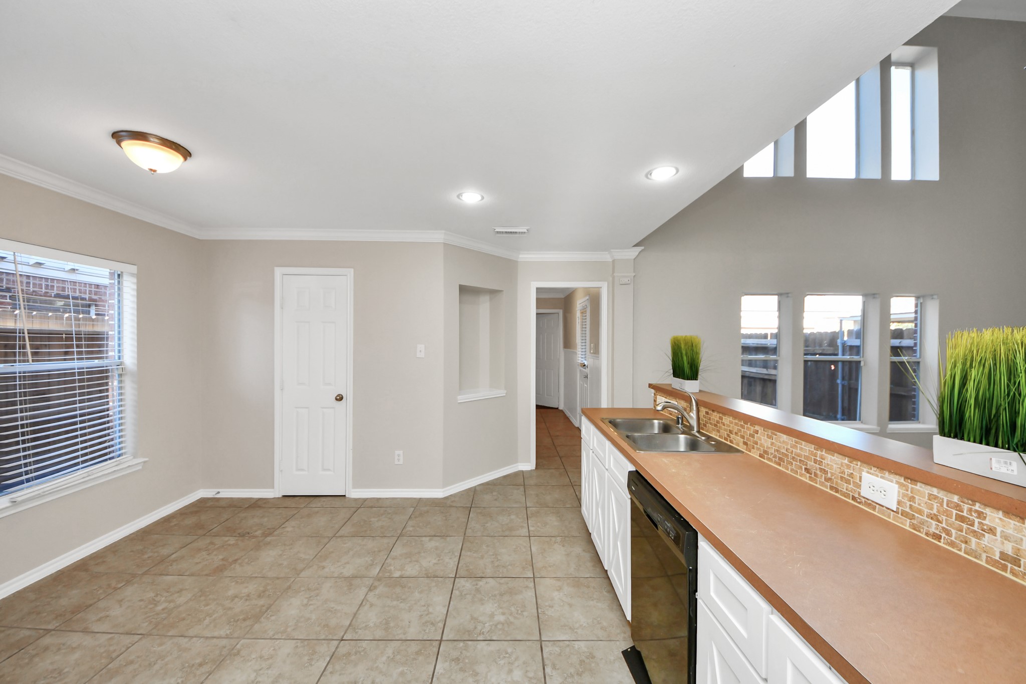 1903 Ryansbrook Lane Spring, TX 77386 - Photo 16 of 40