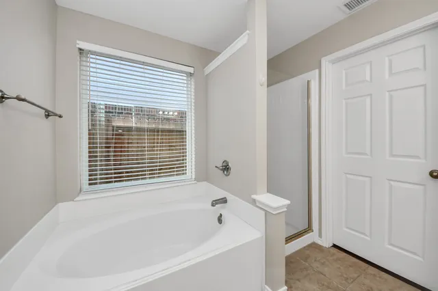 $2,500 | 1903 Ryansbrook Lane, Spring, TX 77386