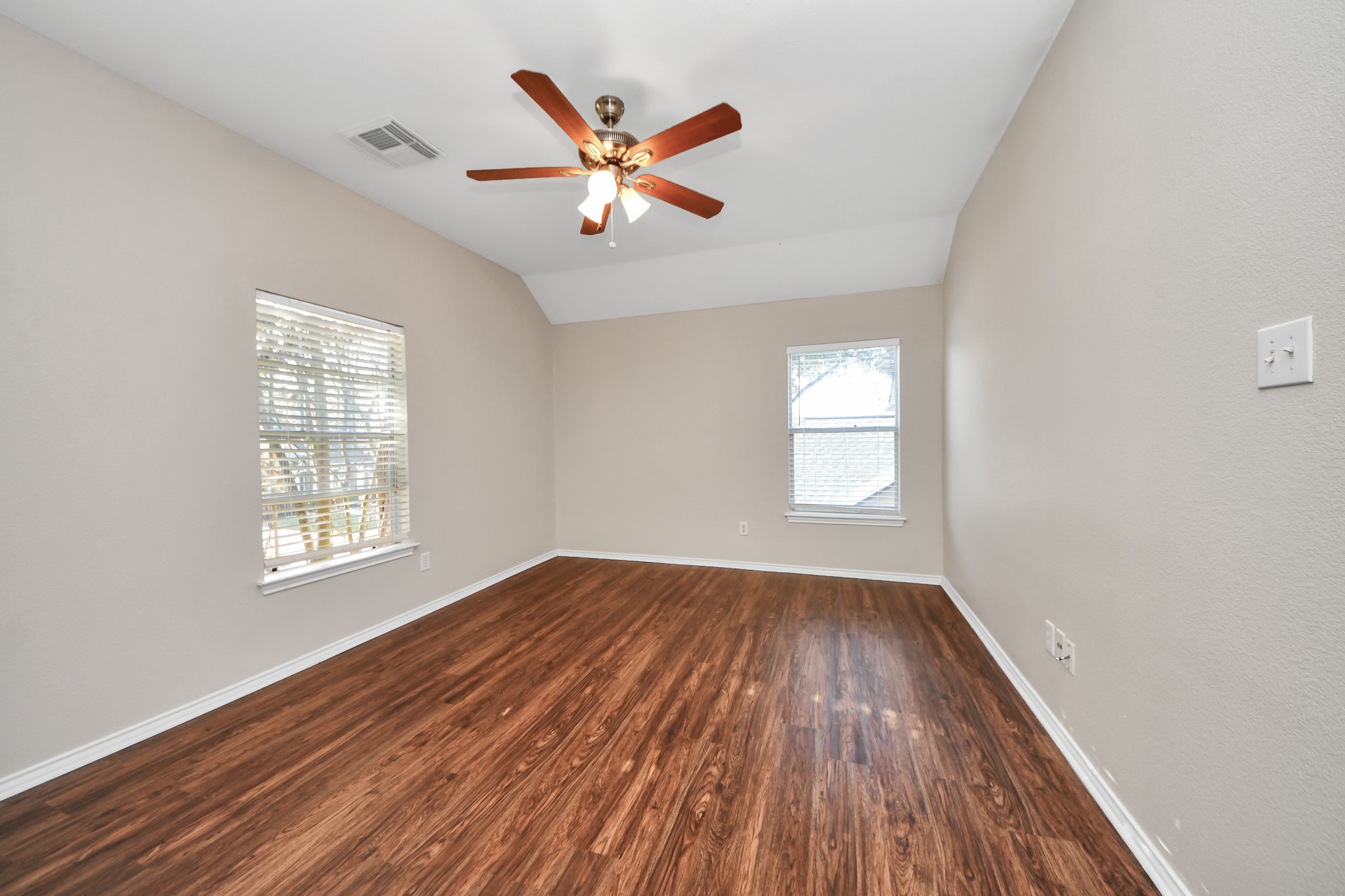 1903 Ryansbrook Lane Spring, TX 77386 - Photo 8 of 40