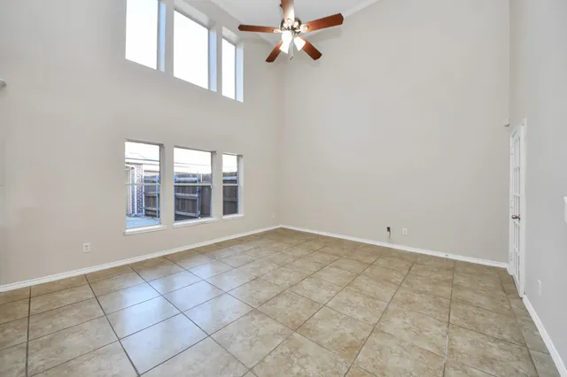 $2,500 | 1903 Ryansbrook Lane, Spring, TX 77386