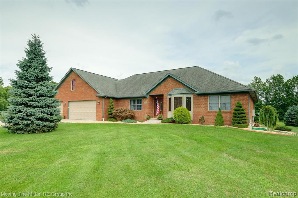19551 Middlebelt Road Romulus, MI 48174 - Photo 1 of 66